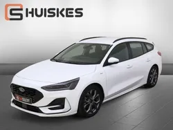 Wit Gebruikt 2023 Ford Focus ST-Line Stationwagen | € 23.950 (Eerlijke prijs)