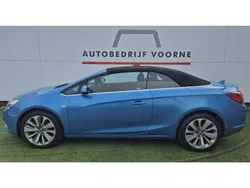 Blauw Gebruikt 2017 Opel Cascada Innovation Cabriolet | € 15.950 (Goede deal)