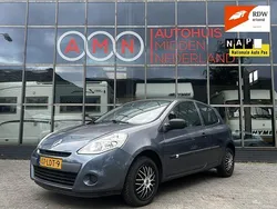 Grijs Gebruikt 2010 Renault Clio II Hatchback | € 2.950 (Eerlijke prijs)