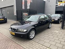 Zwart Gebruikt 2004 BMW 318 Executive Sedan | € 2.499 (Goede deal)