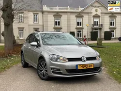 Grijs Gebruikt 2016 VW Golf VII Allstar Hatchback | € 12.500 (Goede deal)