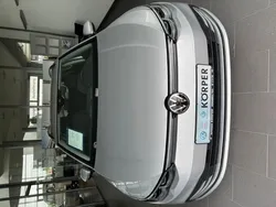 Zilver Gebruikt 2021 VW Golf VIII Life Sedan | € 30.913 (Duur)
