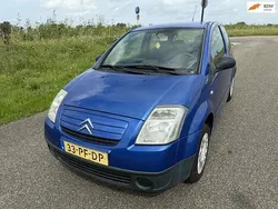 Blauw Gebruikt 2004 Citroën C2 Prestige Hatchback | € 1.495 (Eerlijke prijs)