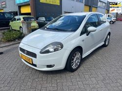Wit Gebruikt 2009 Fiat Grande Punto Hatchback | € 749