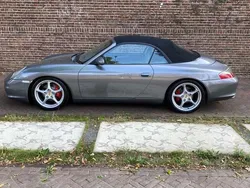 Grijs, andere lak Gebruikt 2001 Porsche 911 Carrera 4 Cabriolet Cabriolet | € 35.000