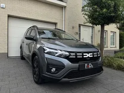 Grijs Gebruikt 2023 Dacia Jogger Extreme MPV | € 25.500 (Eerlijke prijs)