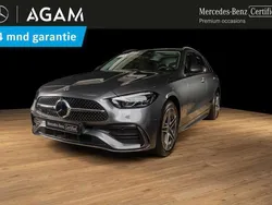 , metallic lak Gebruikt 2024 Mercedes C300e AMG line Stationwagen | € 53.950 (Eerlijke prijs)