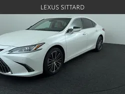 Wit Gebruikt 2023 Lexus ES300H Business Edition Sedan | € 46.900 (Super prijs)