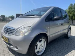 Grijs Gebruikt 1999 Mercedes A160 Elegance MPV | € 749 (Goede deal)