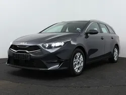 Grijs, metallic lak Gebruikt 2024 Kia Ceed Sportswagon Stationwagen | € 33.000 (Iets duurder)