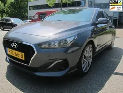 Grijs Gebruikt 2018 Hyundai i30 Turbo Hatchback | € 12.999 (Goede deal)
