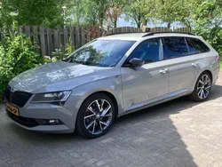 Grijs Gebruikt 2018 Skoda Superb SportLine Stationwagen | € 27.450