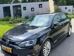 Gebruikt 2013 VW Jetta Hybrid Highline Sedan | € 9.900 (Duur)