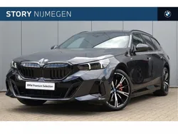 Sophistograu brillianteffect (grijs metallic) Gebruikt 2025 BMW 550e Comfort Edition Stationwagen | € 102.950