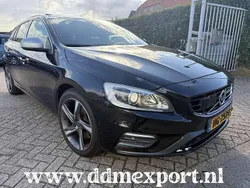Zwart Gebruikt 2015 Volvo V60 R-Design Stationwagen | € 6.450 (Goede deal)