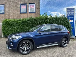 Blauw, metallic lak Gebruikt 2018 BMW X1 xLine SUV | € 22.950 (Eerlijke prijs)