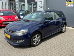 Blauw Gebruikt 2010 VW Polo Hatchback | € 2.395 (Goede deal)
