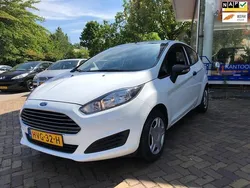 Wit Gebruikt 2015 Ford Fiesta Trend Hatchback | € 6.250 (Eerlijke prijs)