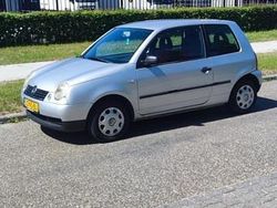Grijs Gebruikt 2003 VW Lupo Sportline Hatchback | € 1.000 (Goede deal)