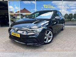 Zwart Gebruikt 2021 VW Golf VIII R-line Hatchback | € 19.495 (Goede deal)