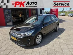 Zwart Gebruikt 2023 Kia Rio 3 Hatchback | € 19.945 (Goede deal)