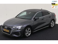 Grijs Gebruikt 2022 Audi A3 S-Line Sedan | € 20.945 (Super prijs)