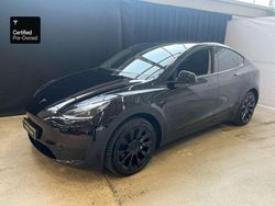 Zwart Gebruikt 2023 Tesla Model Y RWD SUV | € 35.400 (Eerlijke prijs)