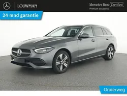 Grijs Gebruikt 2022 Mercedes E300 Stationwagen | € 39.945 (Goede deal)