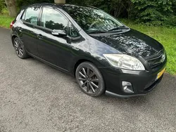 Zwart Gebruikt 2010 Toyota Auris Hatchback | € 4.850 (Goede deal)