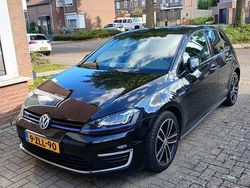 Zwart Gebruikt 2015 VW Golf VII GTE Stationwagen | € 11.950 (Iets duurder)
