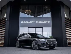 Zwart, metallic lak Gebruikt 2024 Mercedes 300 AMG line Stationwagen | € 68.750