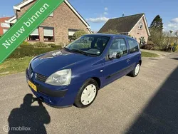 Blauw Gebruikt 2005 Renault Clio II Initiale Hatchback | € 750 (Super prijs)