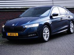 Blauw Gebruikt 2021 Skoda Octavia Business Line Hatchback | € 17.450 (Eerlijke prijs)