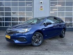 Blauw Gebruikt 2022 Opel Astra Design & Tech Stationwagen | € 13.900 (Goede deal)
