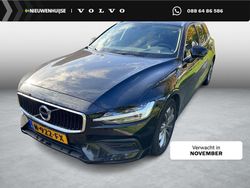 Zwart Gebruikt 2021 Volvo V60 Business Edition Stationwagen | € 29.899 (Eerlijke prijs)