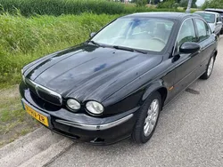 Zwart, metallic lak Gebruikt 2002 Jaguar X-type Sedan | € 3.950 (Iets duurder)