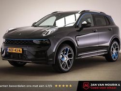 Zwart, metallic lak Nieuw 2025 Lynk & Co 01 SUV | € 34.400 (Eerlijke prijs)