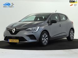 Grijs Gebruikt 2023 Renault Clio V Equilibre Hatchback | € 14.745 (Goede deal)