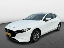 Artic white Gebruikt 2021 Mazda 3 Comfort Hatchback | € 20.450 (Goede deal)