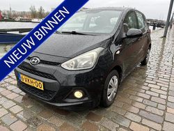 Zwart Gebruikt 2014 Hyundai i10 Comfort Hatchback | € 5.450 (Eerlijke prijs)