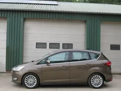 Bruin Gebruikt 2016 Ford C-MAX Titanium MPV | € 8.950 (Goede deal)