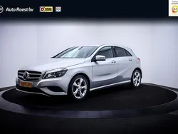 Grijs, metallic lak Gebruikt 2014 Mercedes A180 Ambition Hatchback | € 9.950 (Goede deal)