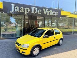 Geel Gebruikt 2006 Opel Corsa Hatchback | € 1.750 (Iets duurder)