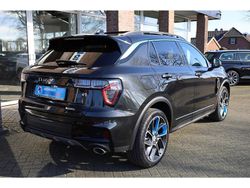 Zwart Gebruikt 2023 Lynk & Co 01 SUV | € 27.450 (Eerlijke prijs)