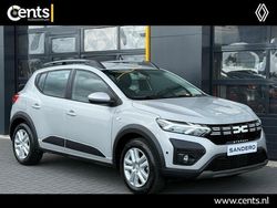 Grijs Gebruikt 2024 Dacia Sandero Expression Hatchback | € 19.450 (Eerlijke prijs)