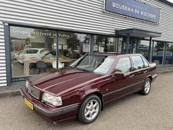 Rood Gebruikt 1992 Volvo 850 Sedan | € 5.500