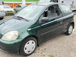 Groen Gebruikt 2000 Toyota Yaris Sol Hatchback | € 1.250 (Eerlijke prijs)
