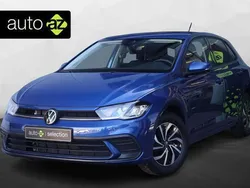 Blauw Gebruikt 2023 VW Polo Life Hatchback | € 21.900 (Goede deal)