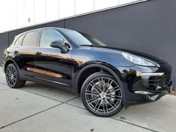 Zwart Gebruikt 2017 Porsche Cayenne SUV | € 41.580 (Duur)