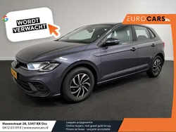 Grijs Gebruikt 2022 VW Polo Life Hatchback | € 16.890 (Eerlijke prijs)